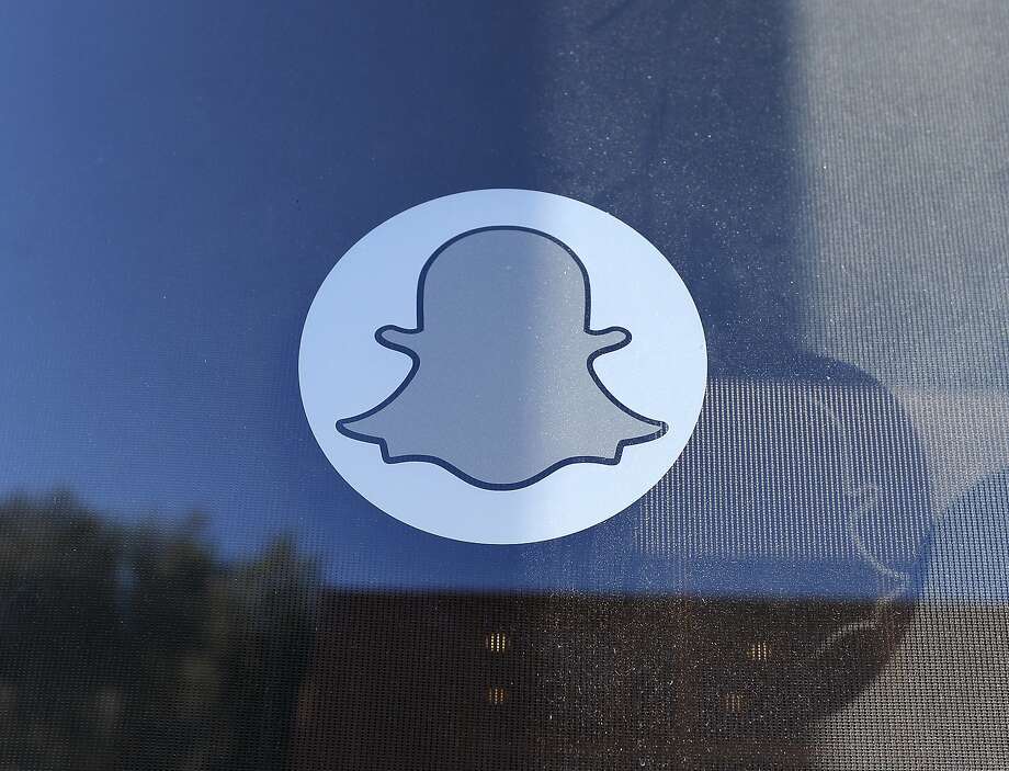 Snapchat will allow users to easily save messages