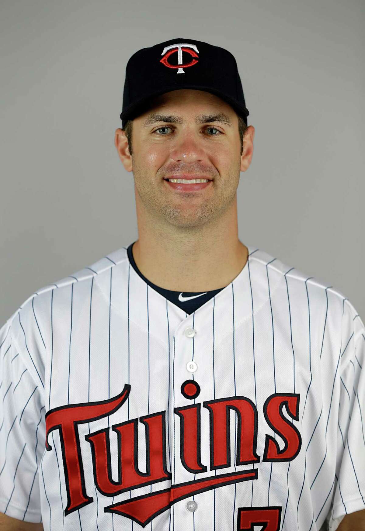 Joe Mauer to Announce MLB Retirement After 15 Seasons with Twins