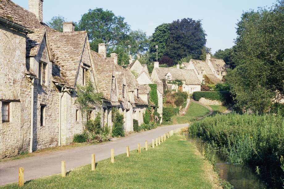 The Cotswolds - So Scenic It Looks Like A Fairy Tale - SFGate