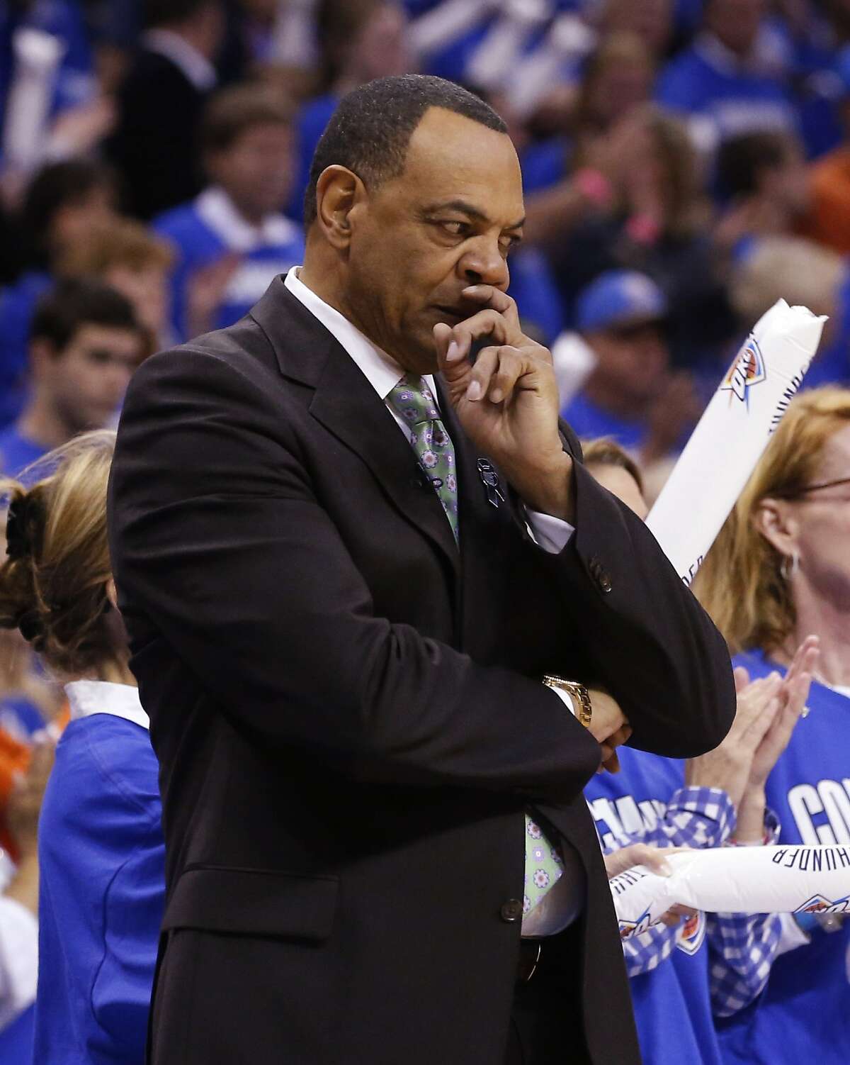 Warriors' front office may be factor for coach candidates