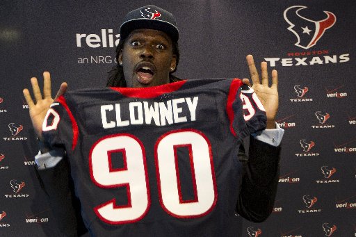 McClain's Mailbag: Why don't the Texans want Jadeveon Clowney?