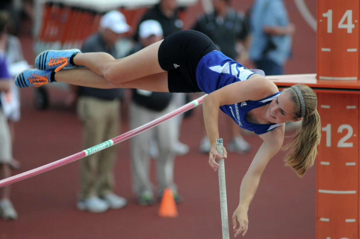 Legally blind pole vaulter soars as role model at state meet