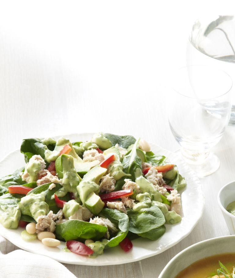 Recipe Spinach Salad with Tuna and Avocado