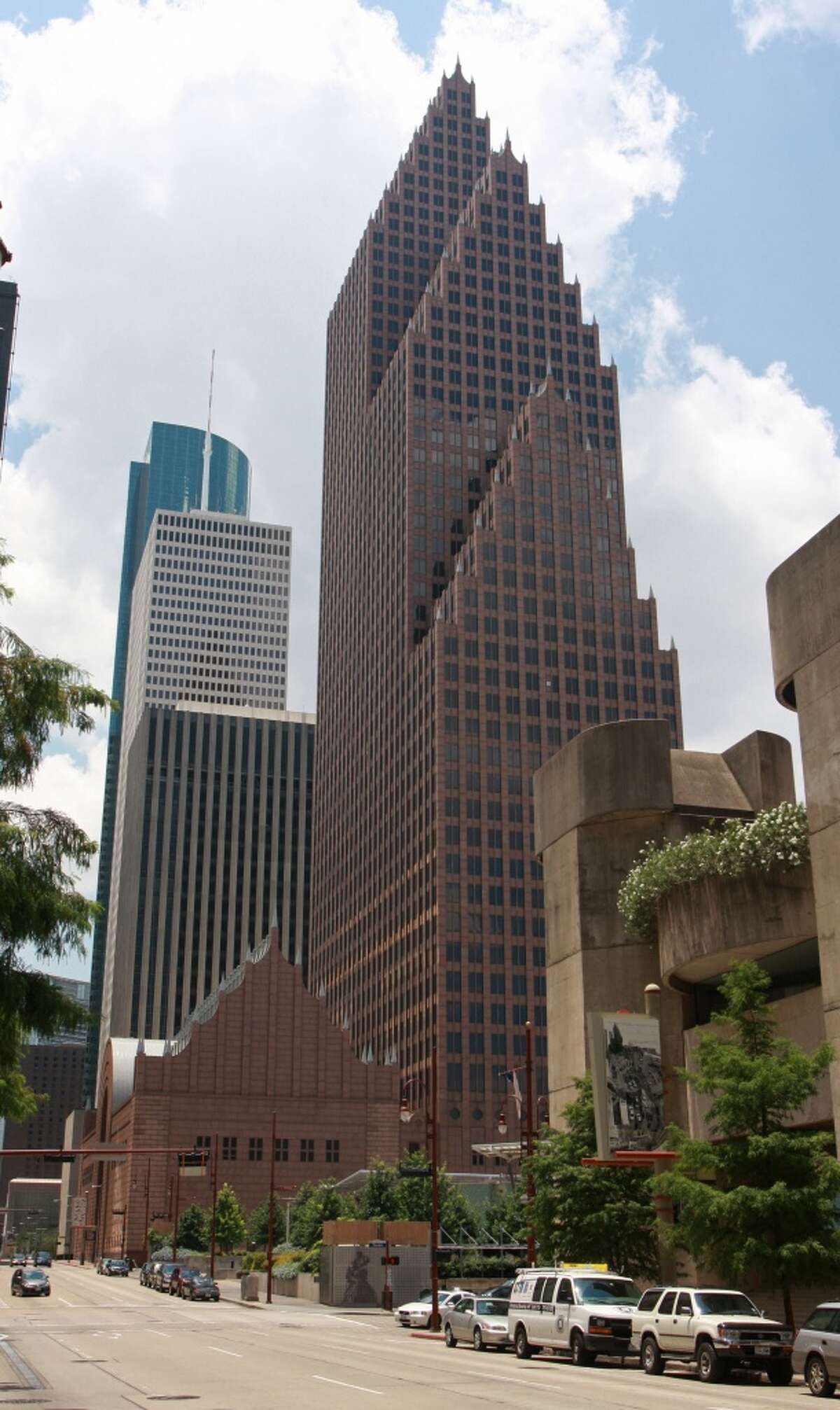 (For the Chronicle/Gary Fountain, July 18, 2008) The Bank of America Center at 700 Louisiana.