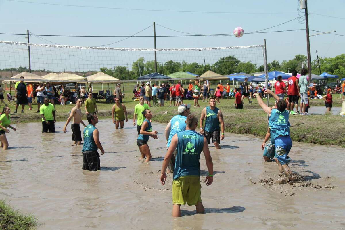 On the Go strawberry fest in Pasadena