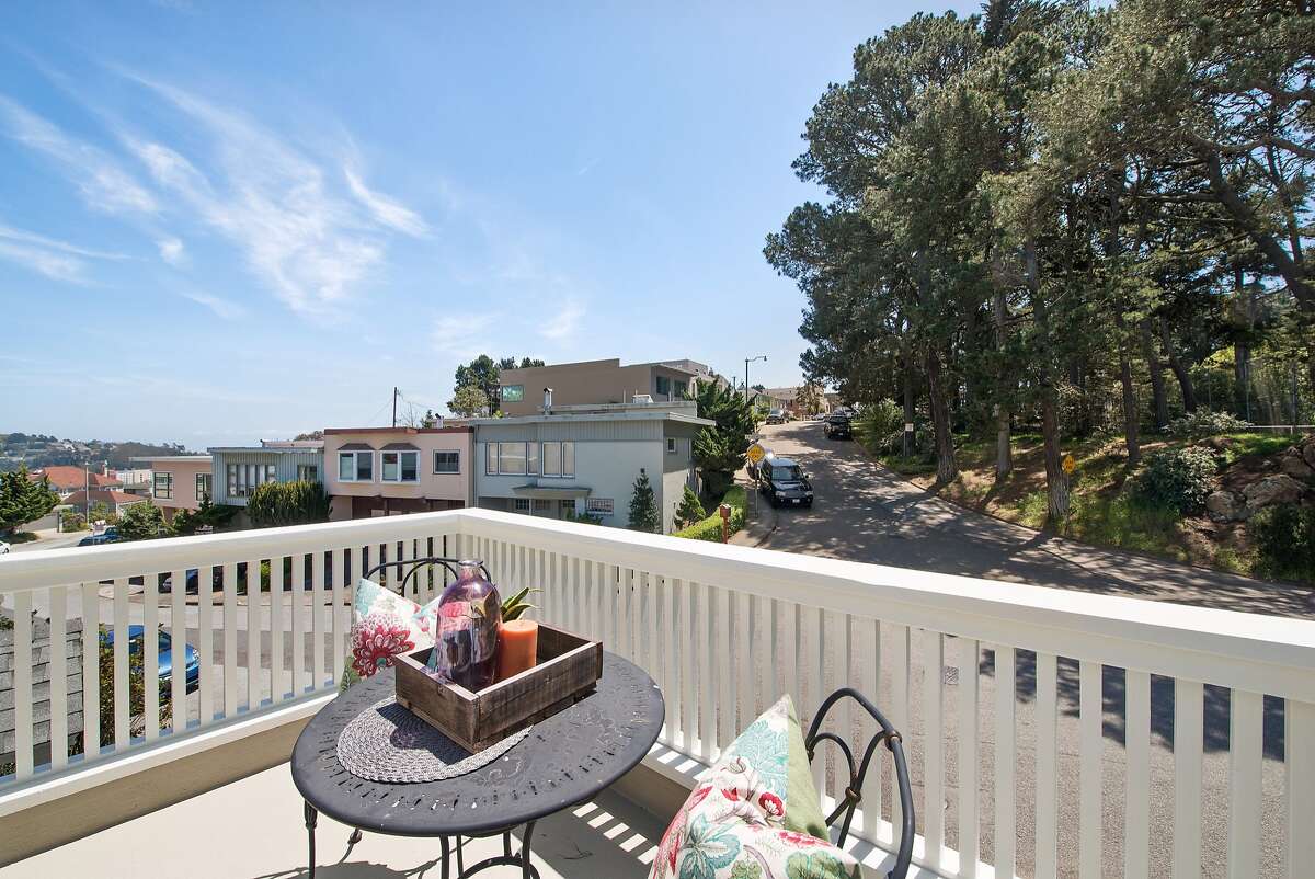 3bedroom Colonial near Golden Gate Heights Park