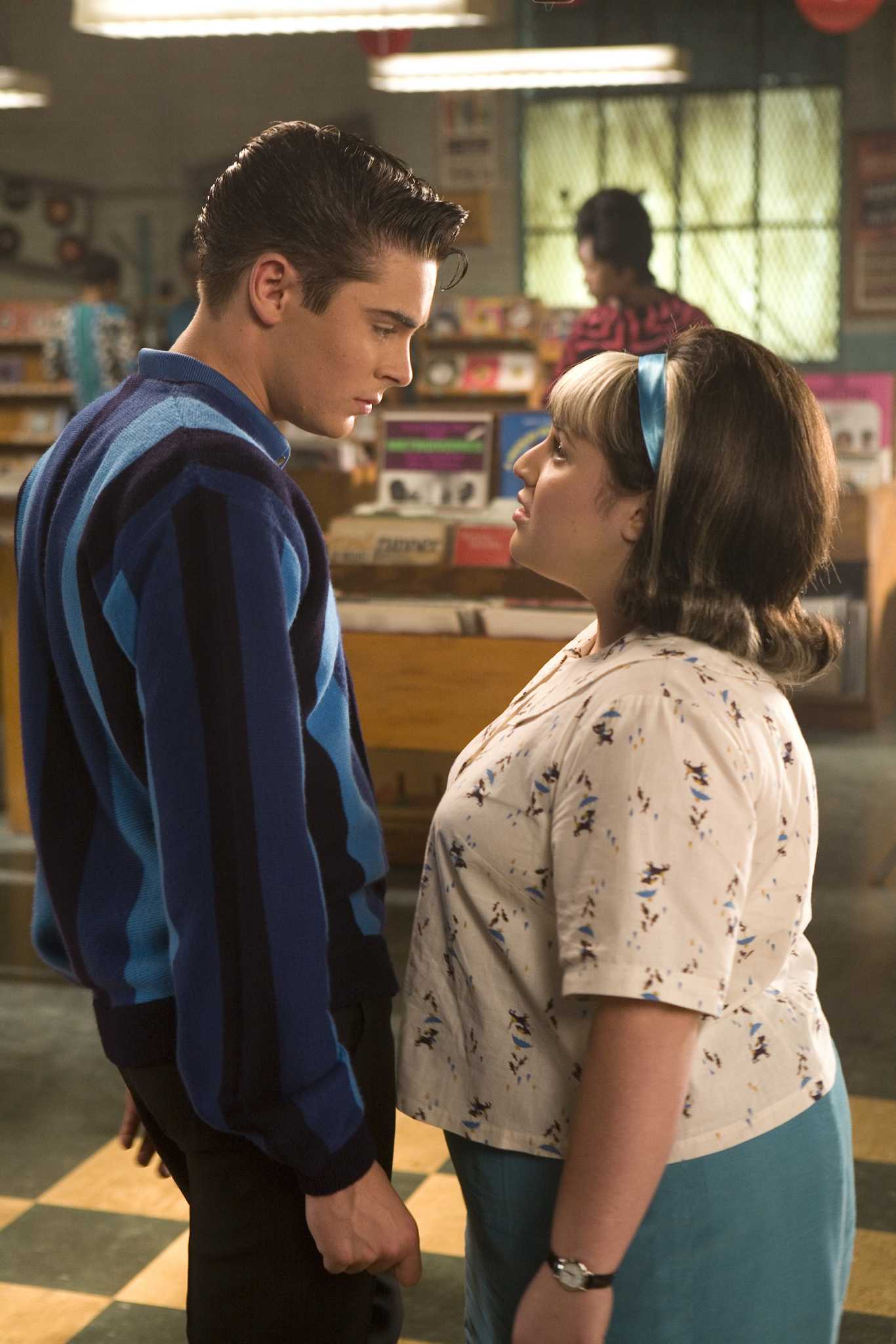 Hairspray Holds Holds Top Spot For Zac Efron   RawImage 