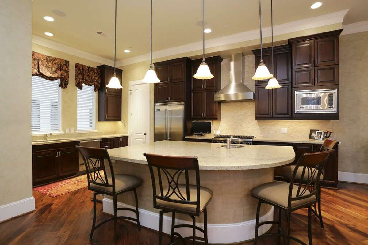 Houston homes with killer kitchens