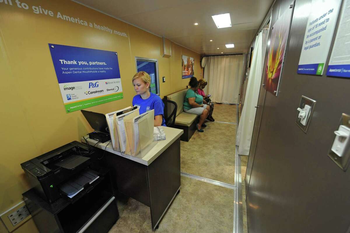 Photos Aspen Dental MouthMobile