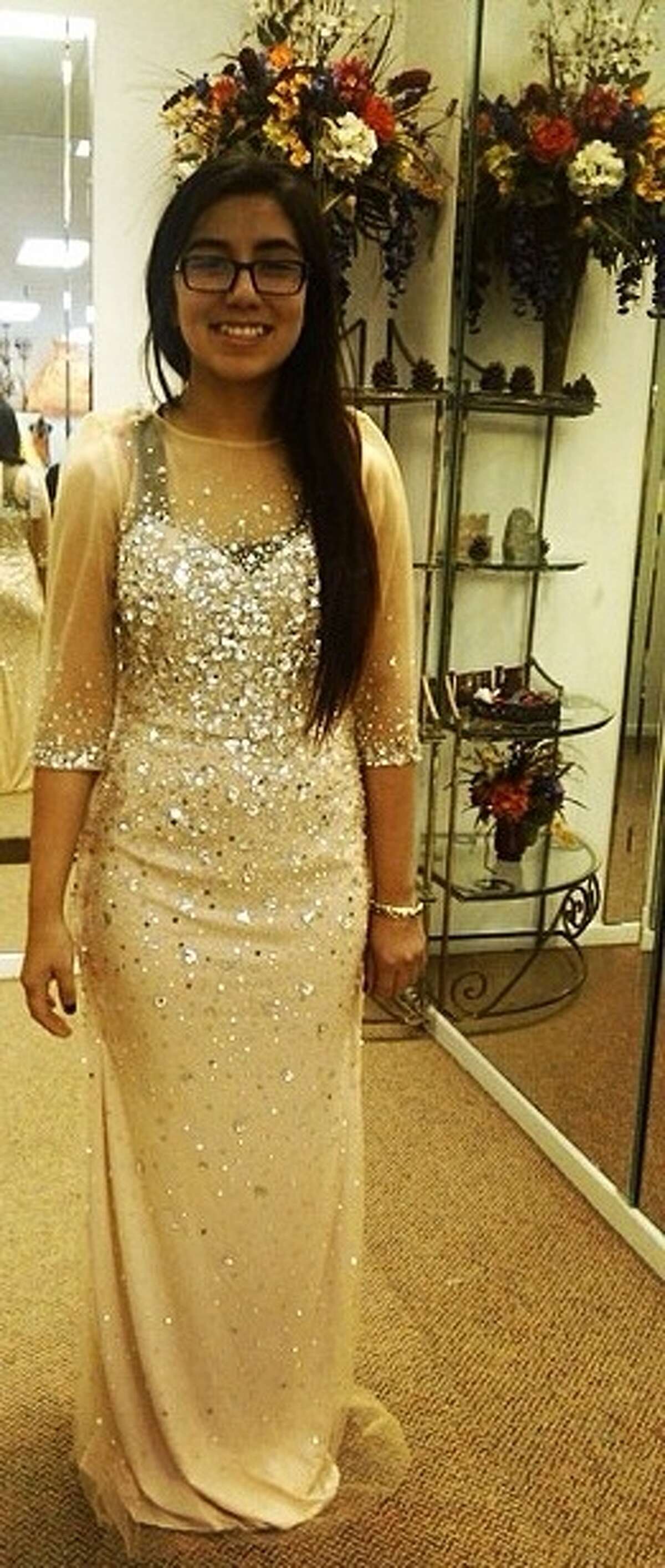 teen-girl-found-dead-in-hotel-after-aldine-isd-prom