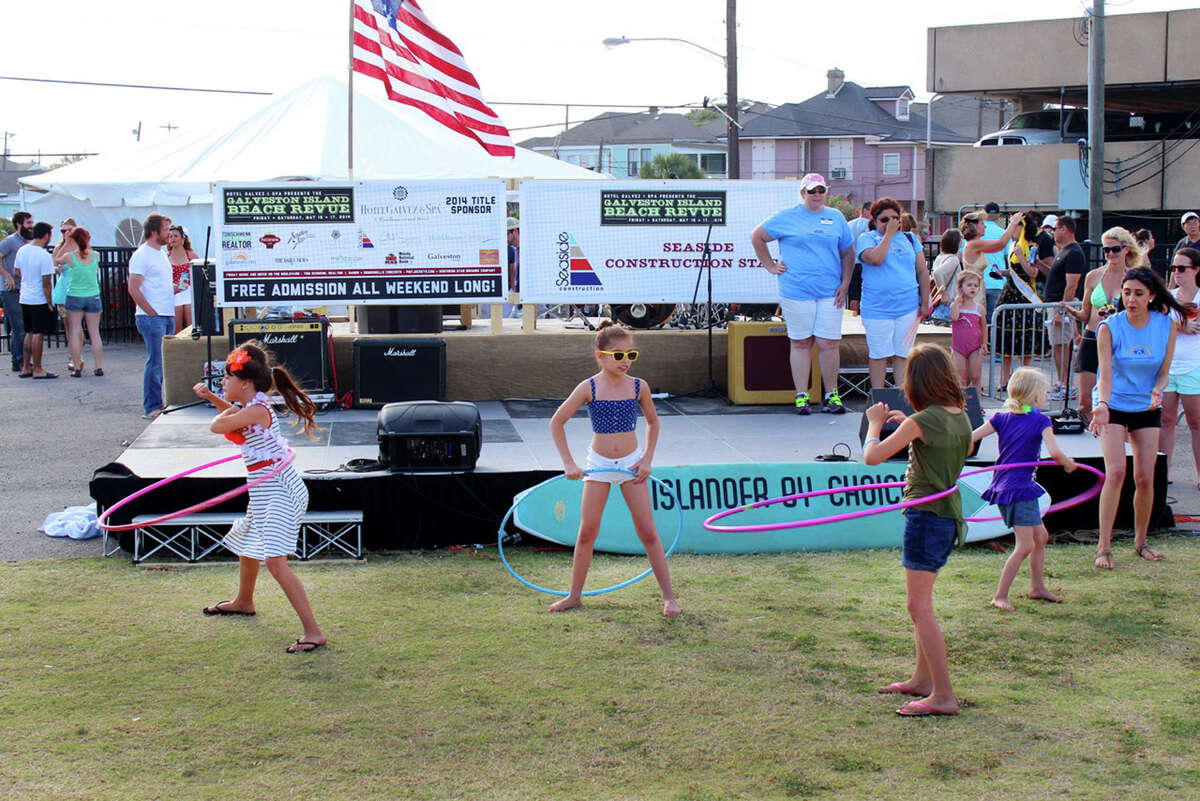 A look at Galveston Island Beach Revue