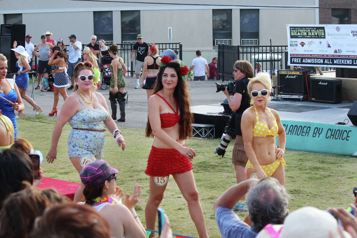 A Look At Galveston Island Beach Revue