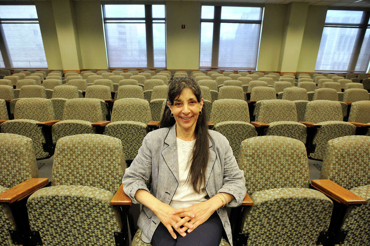Long time Stamford Jury Clerk Bids Farewell Long time Stamford Jury Clerk Bids Farewell