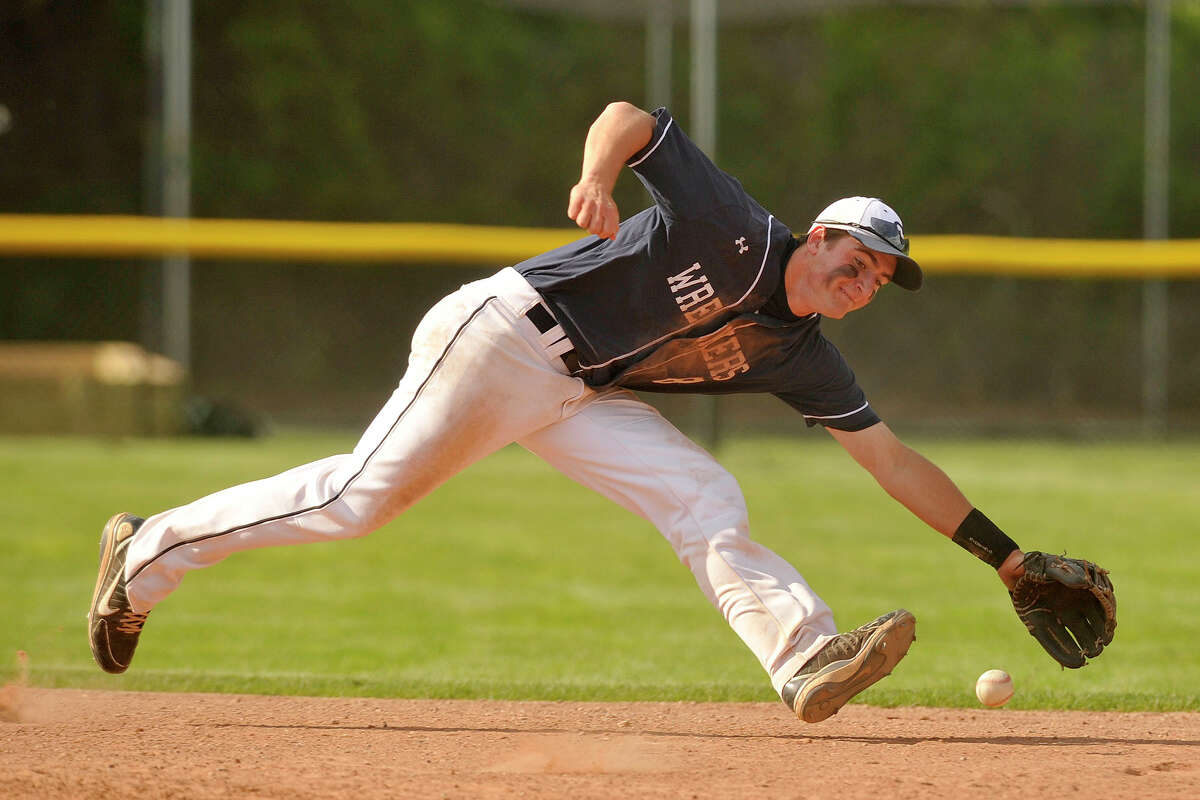 Staples baseball continues strong play with convincing 92 win over