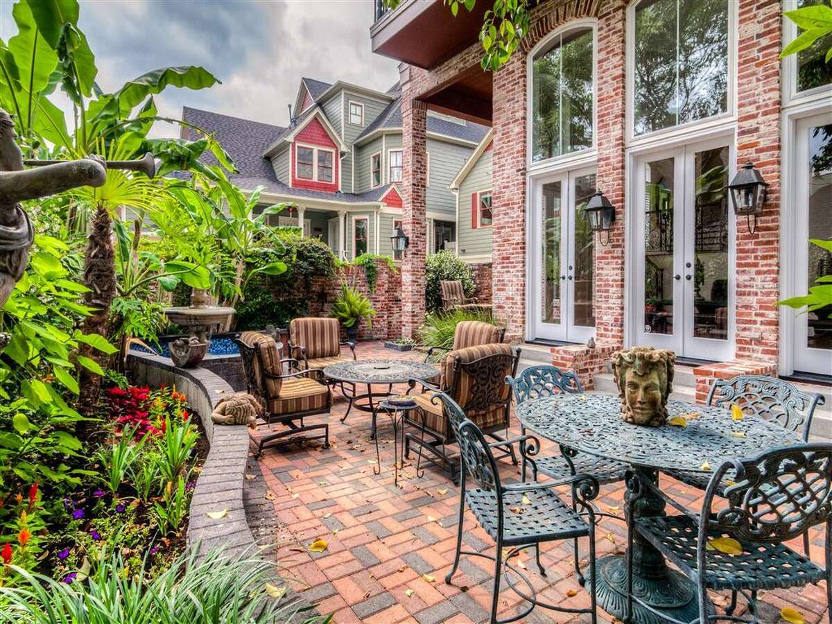 Houston Heights home keeps it light and bright