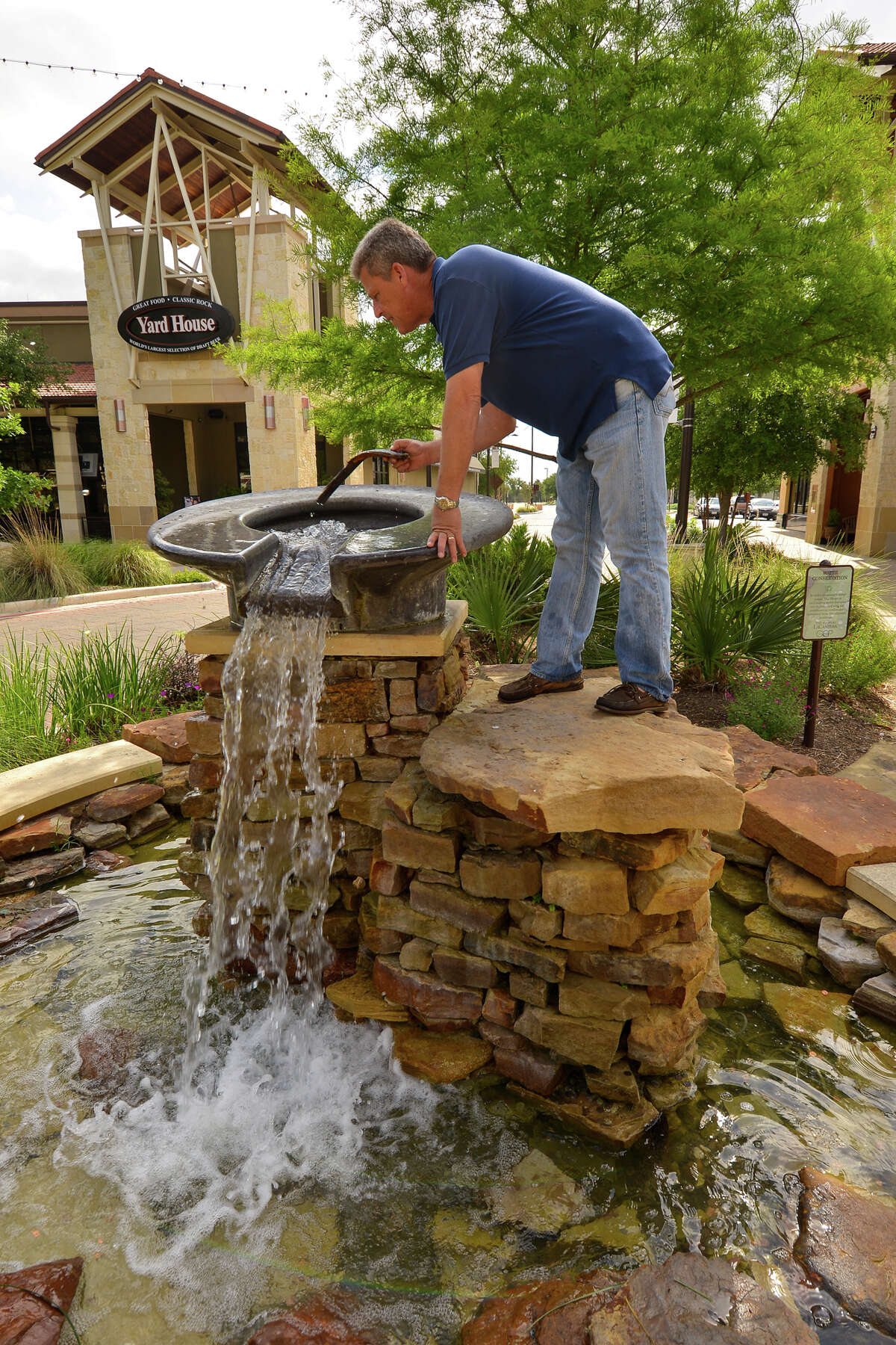 Texan finds a wellspring of work repairing fountains