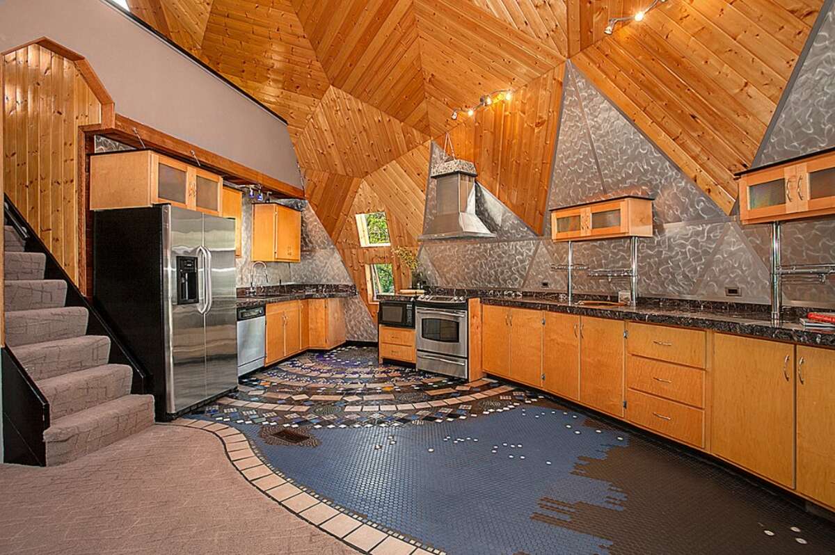 Geodesic dome offers unique living in Kenmore
