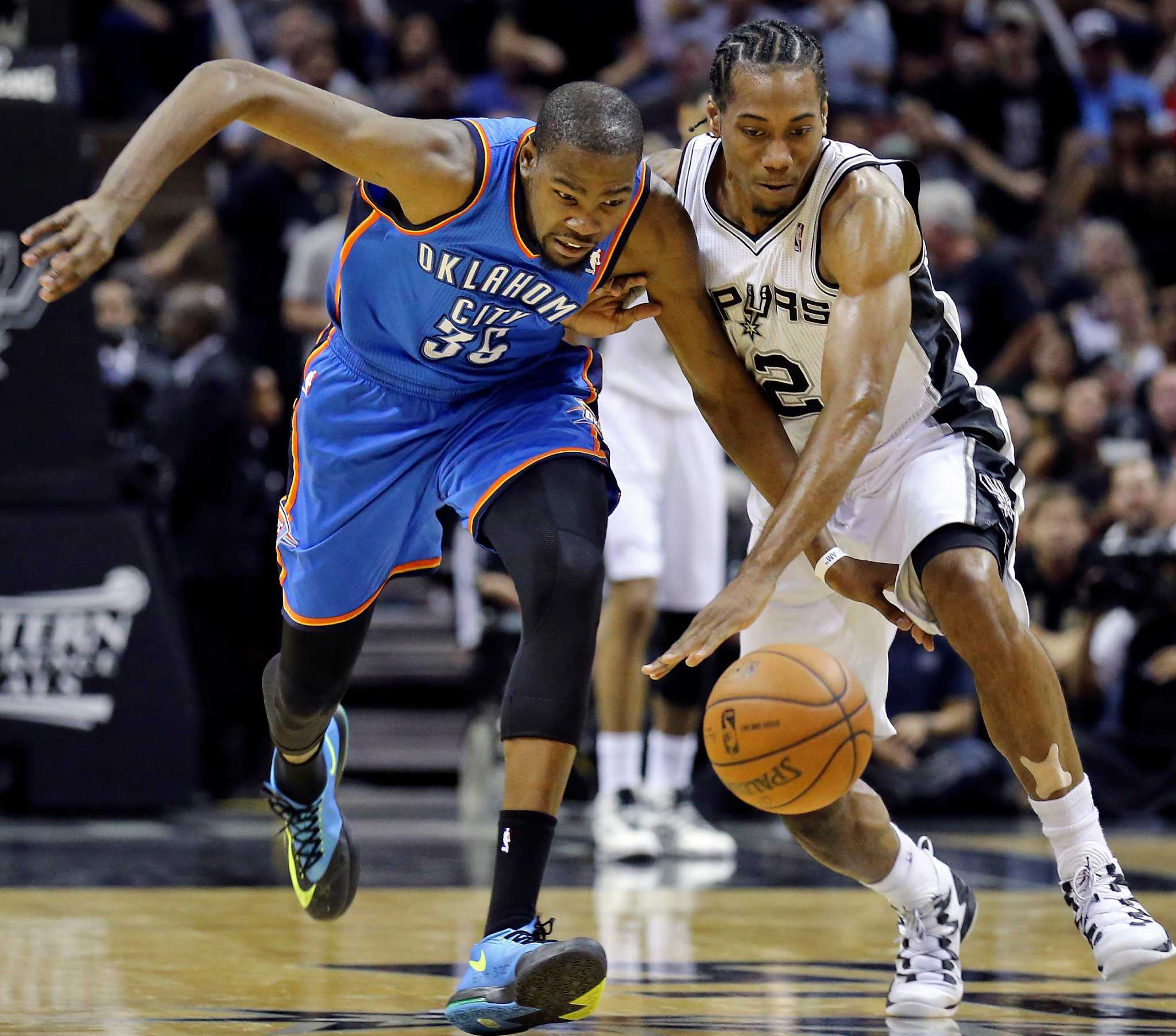 Kawhi Leonard, Spurs spoil Kevin Durant's Warriors debut with blowout –  Orange County Register
