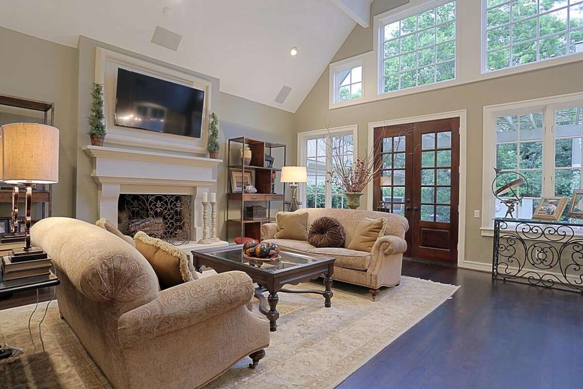 West University home is as cute as a button