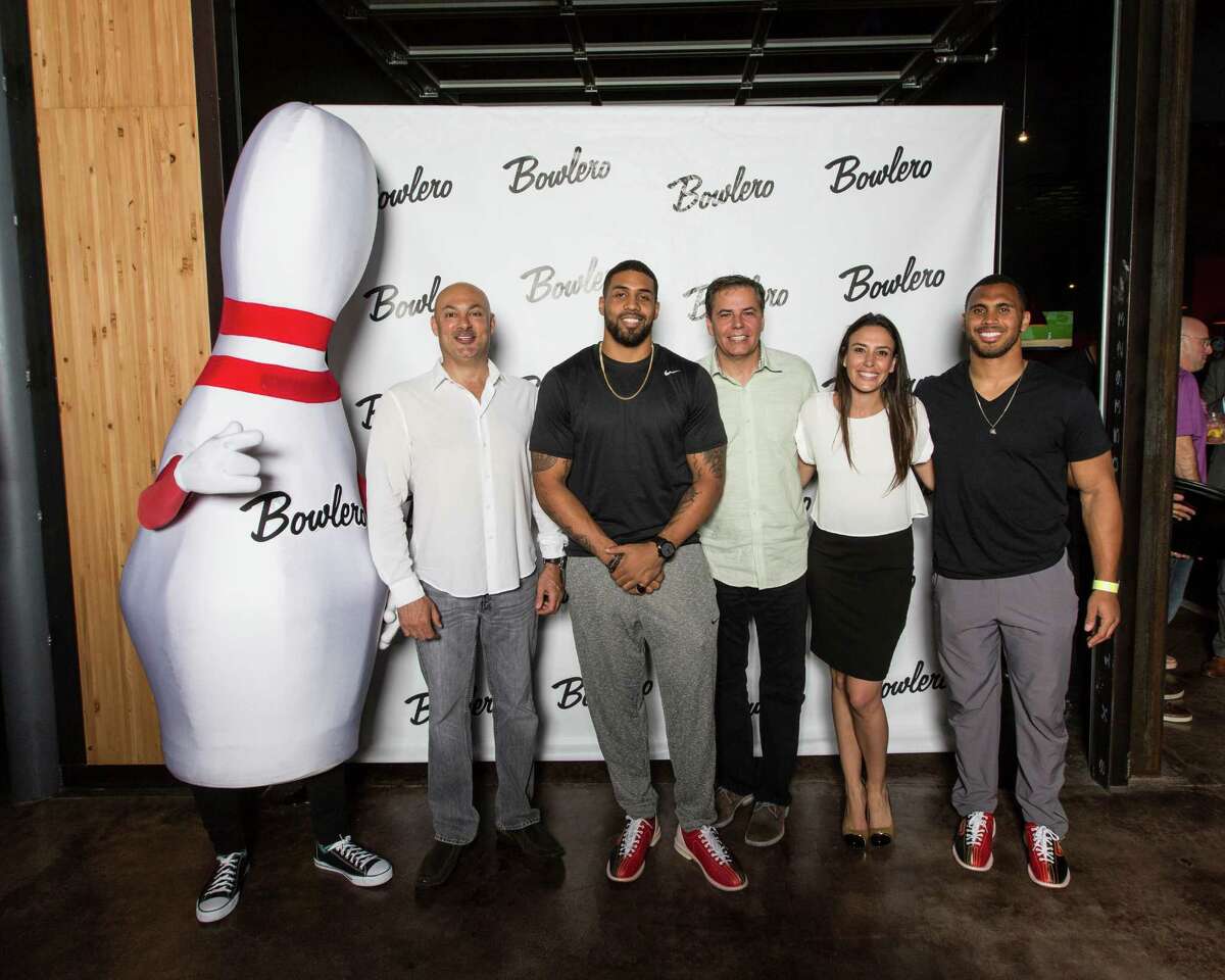 Arian Foster And 5 Pound Burger Star At Woodlands Bowling Alley Opening 