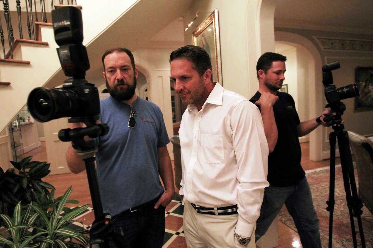 Pros know how to get that kitchen shot in just the right light