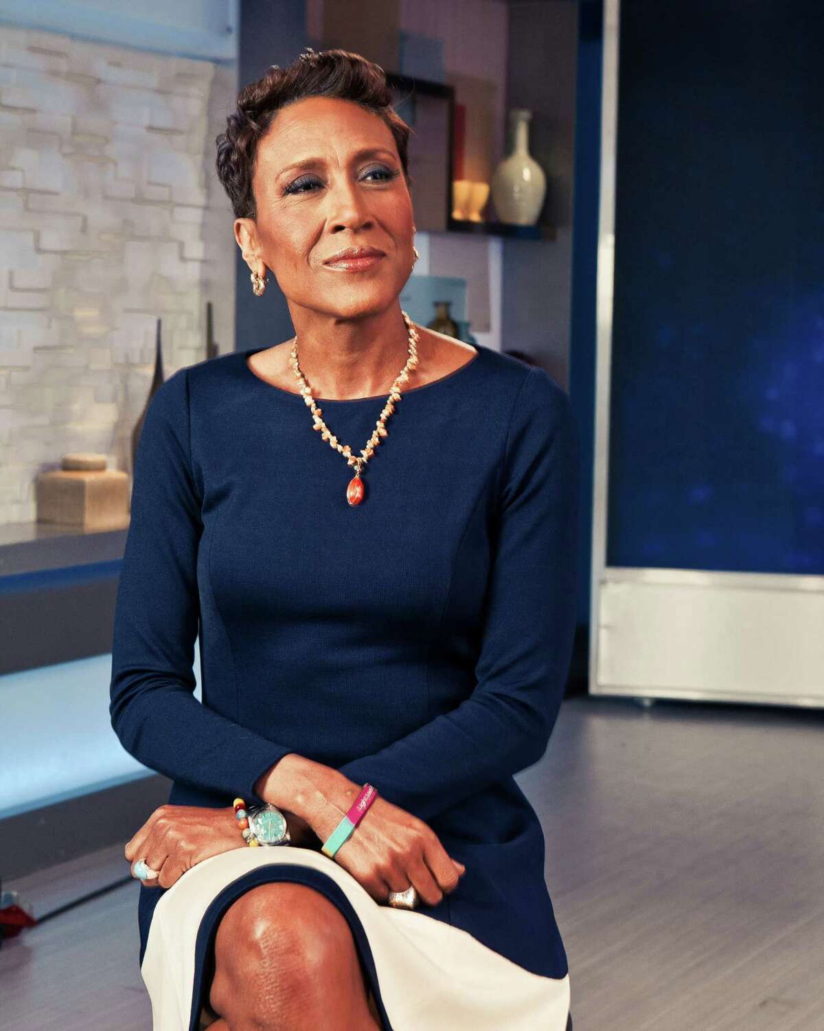 Robin Roberts knows 'Everybody's Got Something'