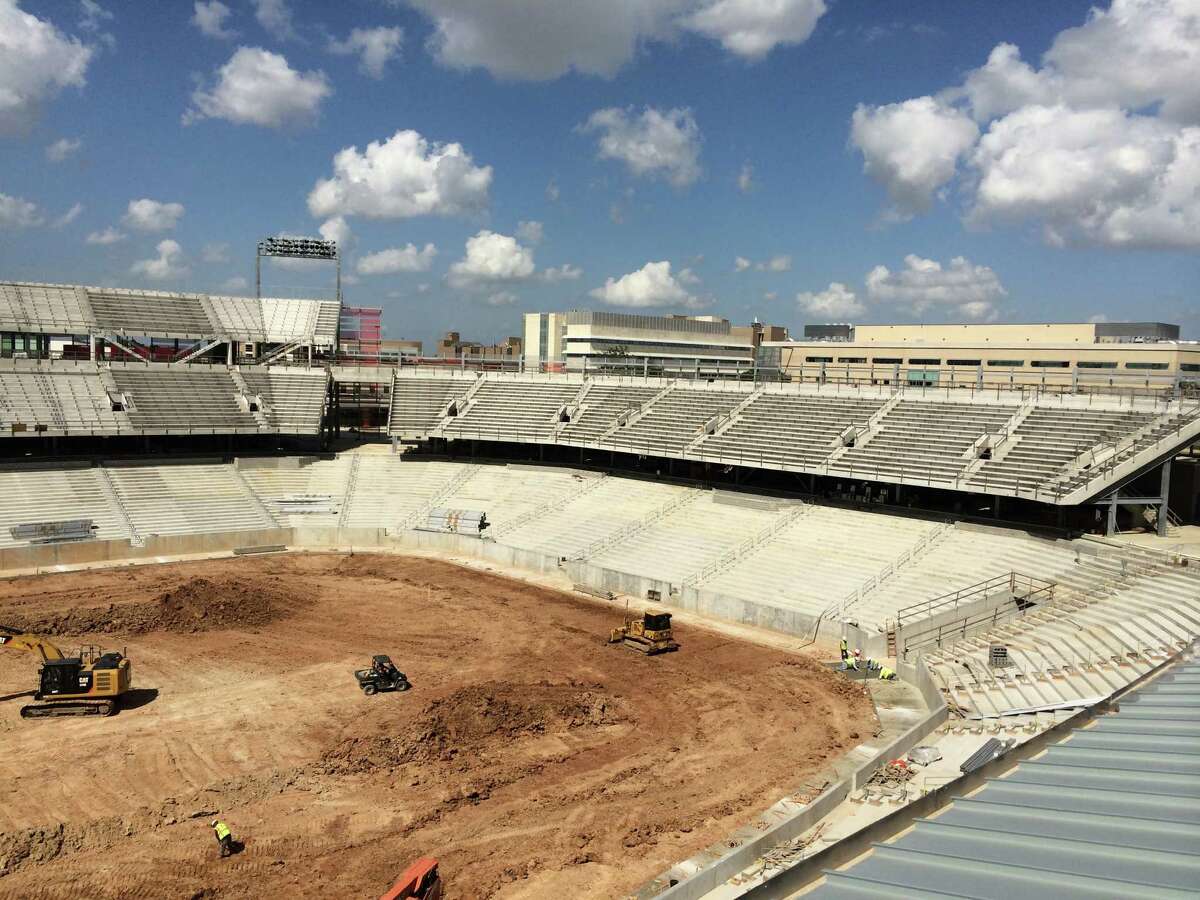 Interactive system gives UH fans unique look at new stadium's seating