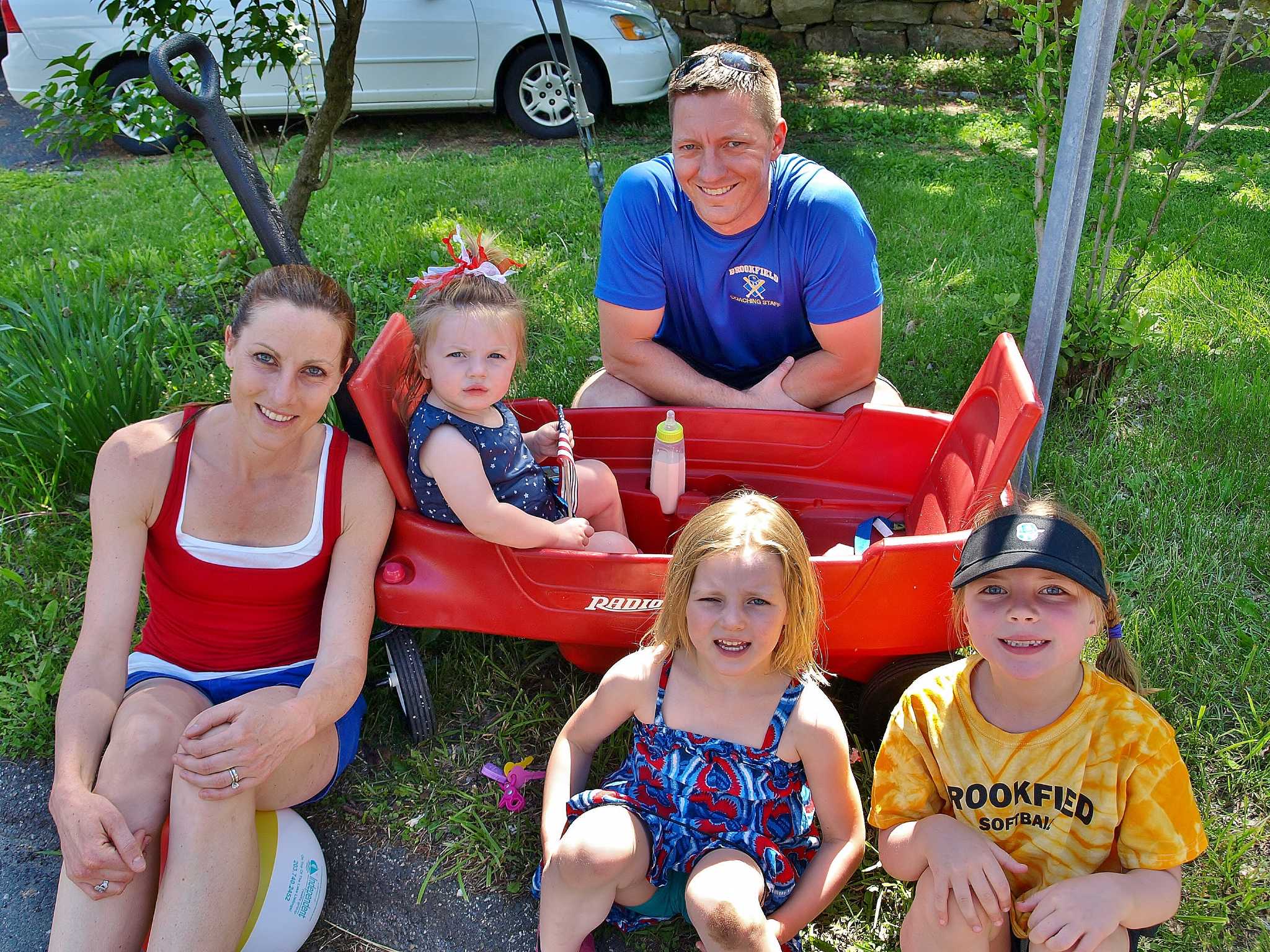 SEEN Brookfield Memorial Day Parade