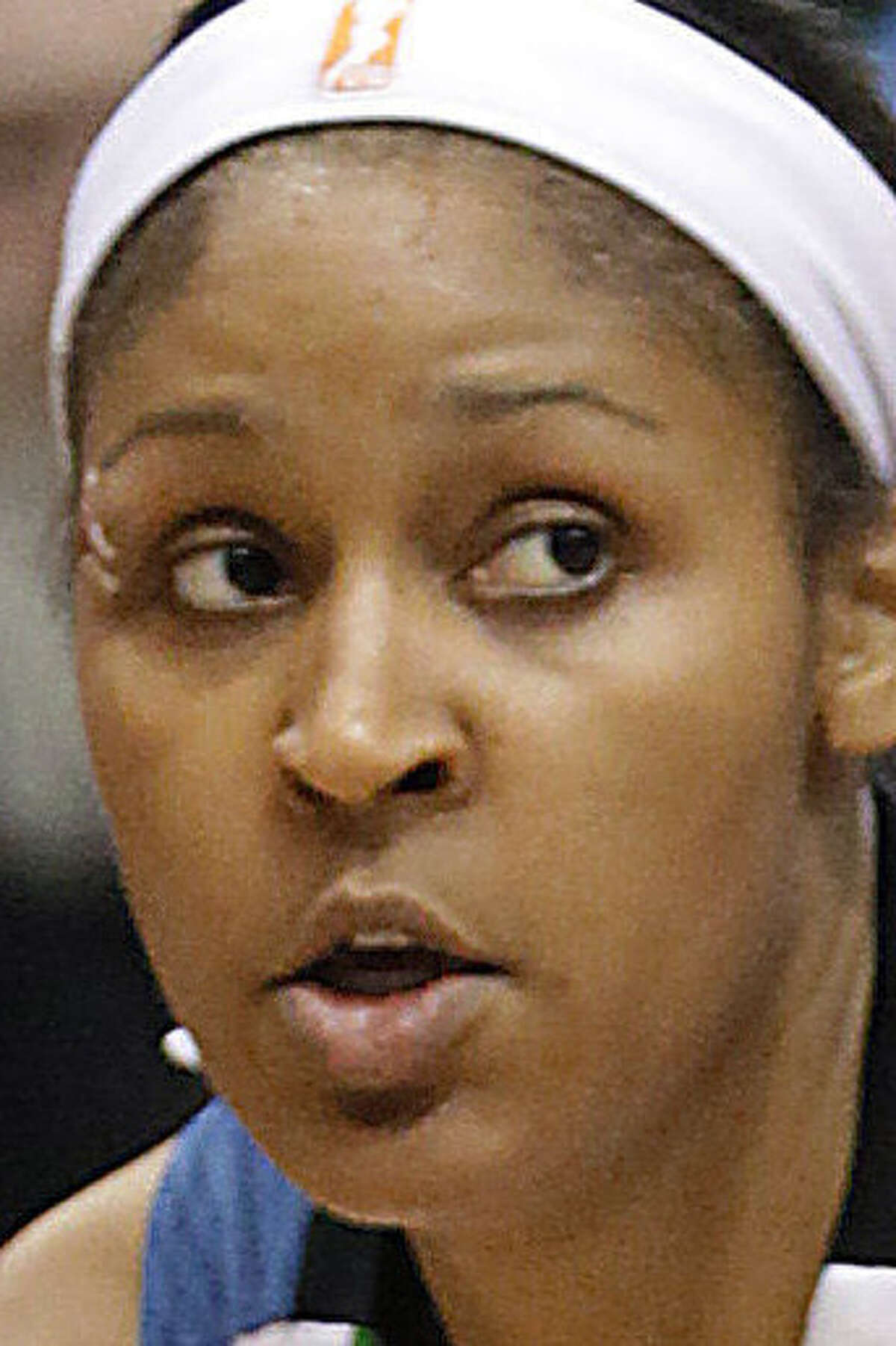 Lynx forward Maya Moore finished with 14 points.