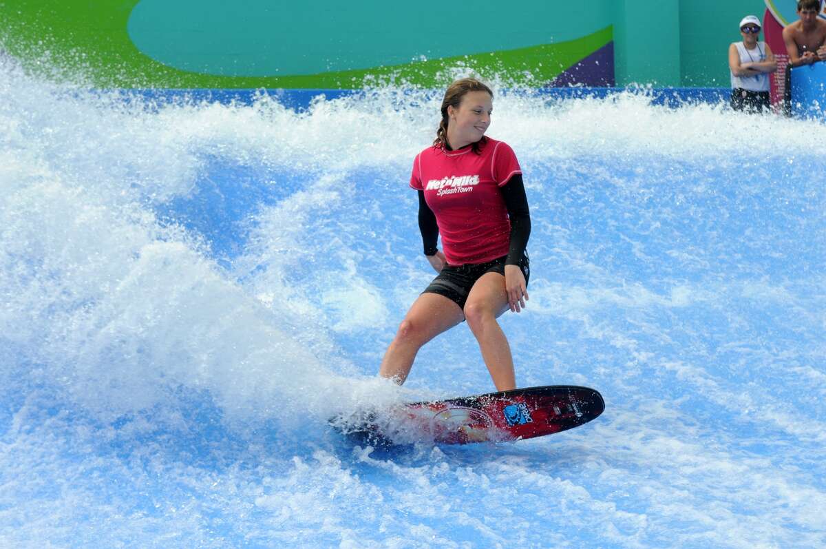 The cost of attending Texas' most famous waterparks, amusement parks in