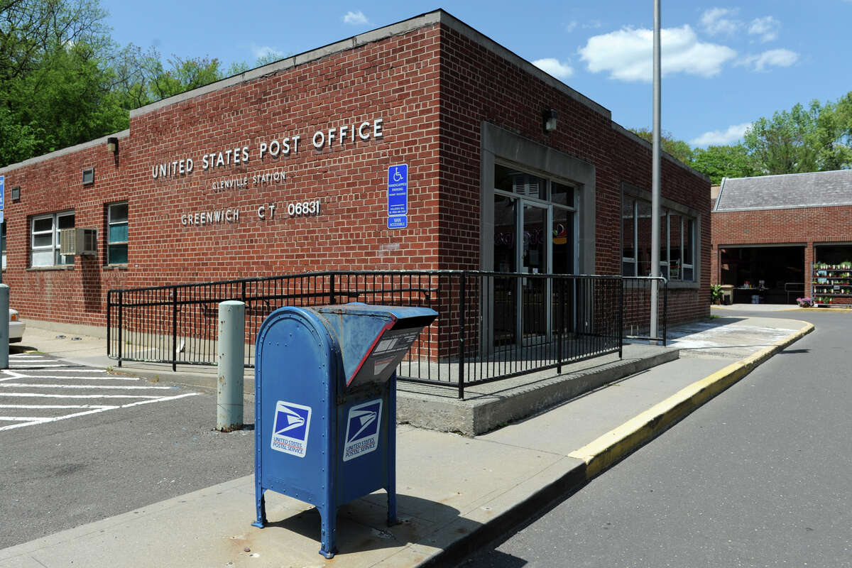 Glenville post office might stay put