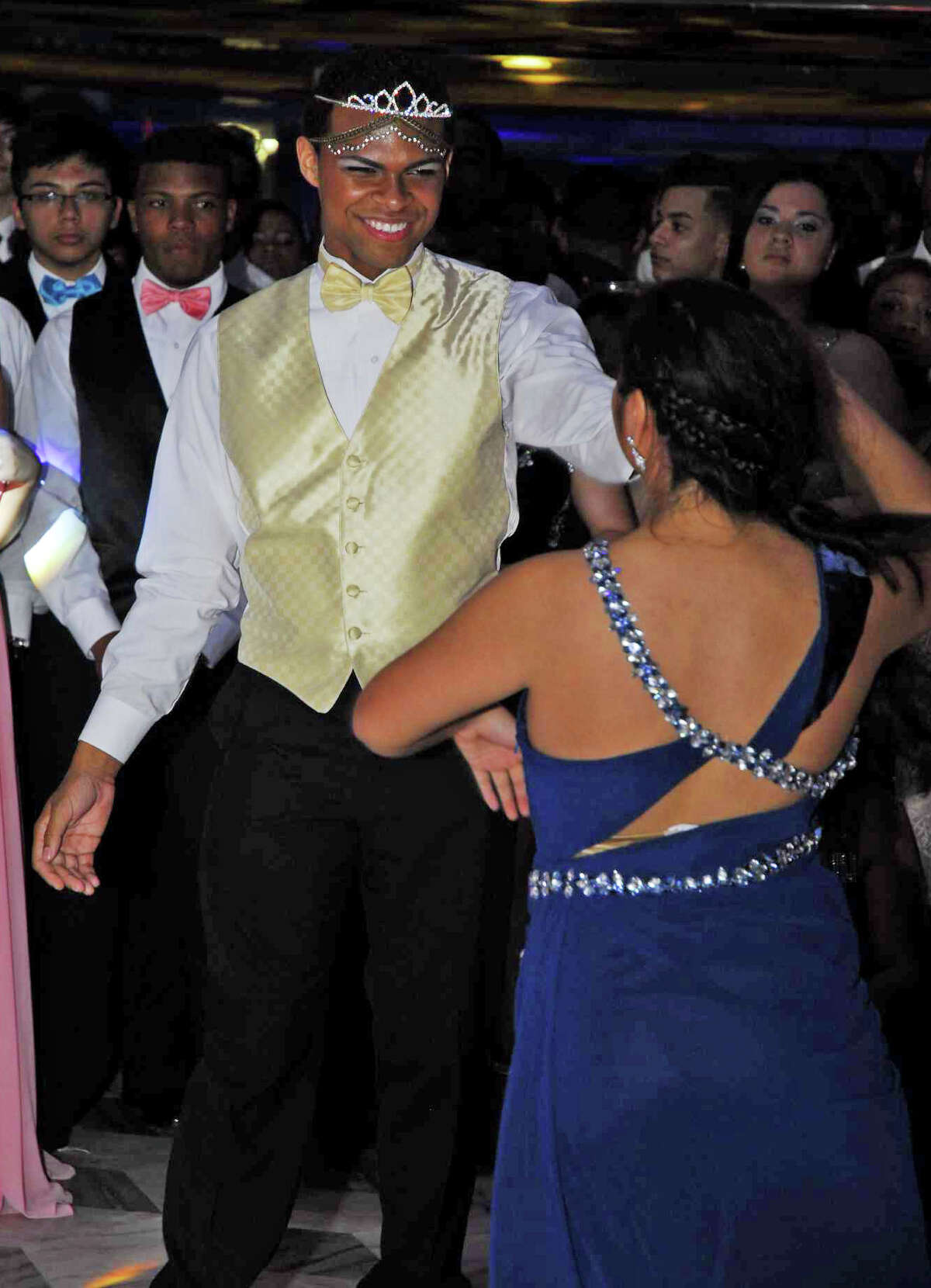 Danbury High's male prom queen greeted with cheers