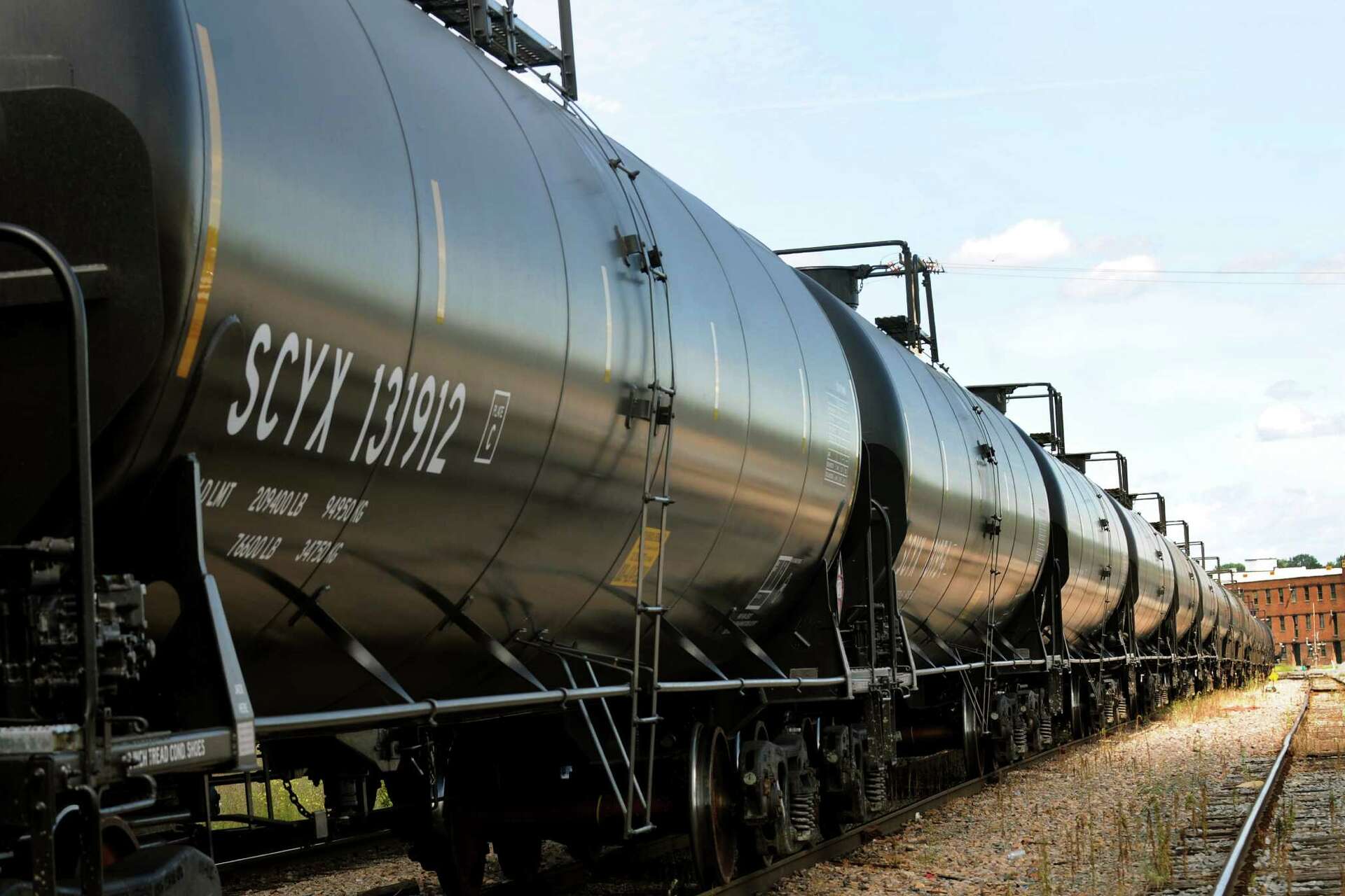 Local vigil planned for victims of Quebec oil train explosion