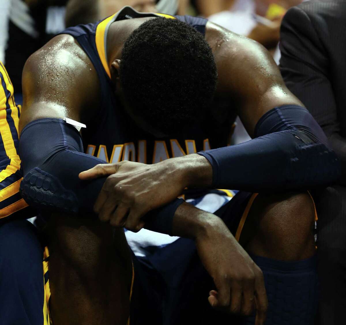 Roy Hibbert hangs his head during his zero-point outing in Game 4. The Pacers trail the Heat 3-1.