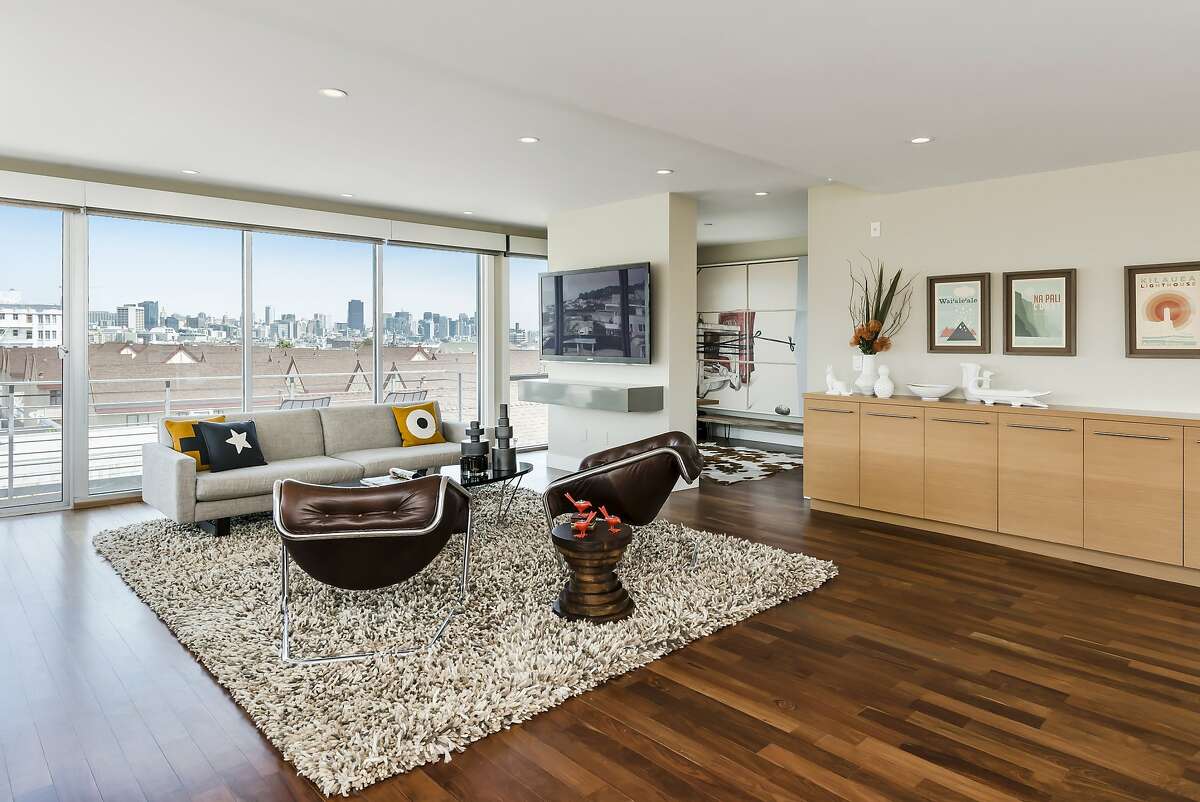 SF penthouse includes reclaimed materials, stellar views