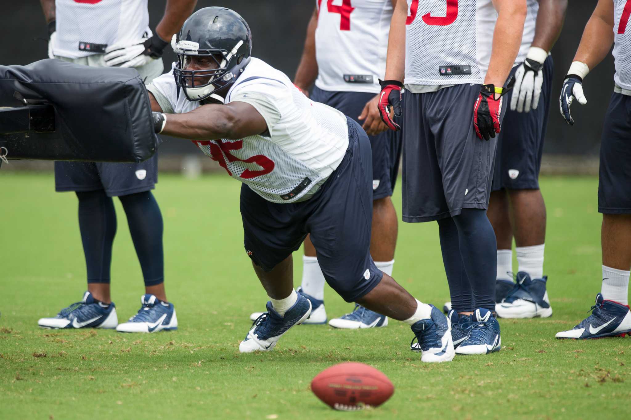 Chief recruits see ingredients for quick Texans turnaround