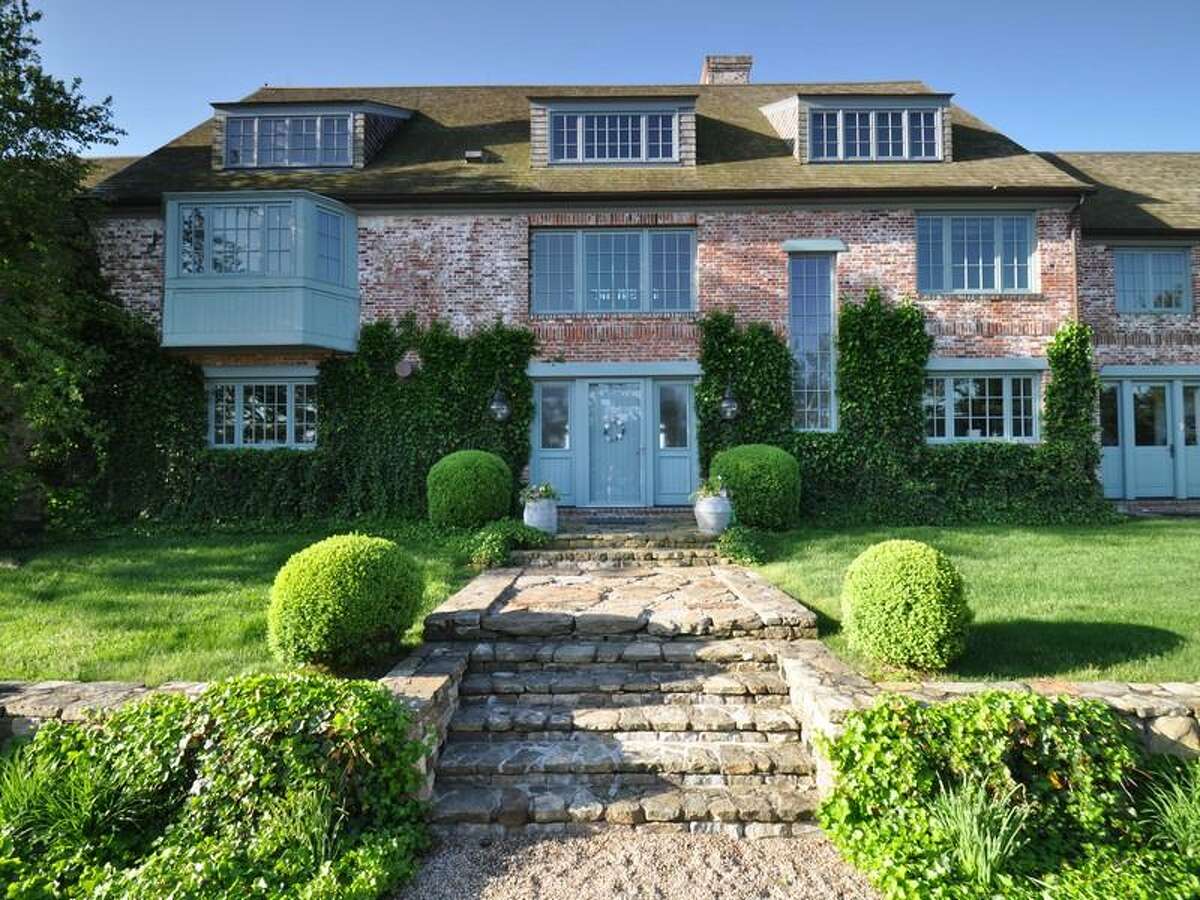Katharine Hepburn's Connecticut beach house back on the market