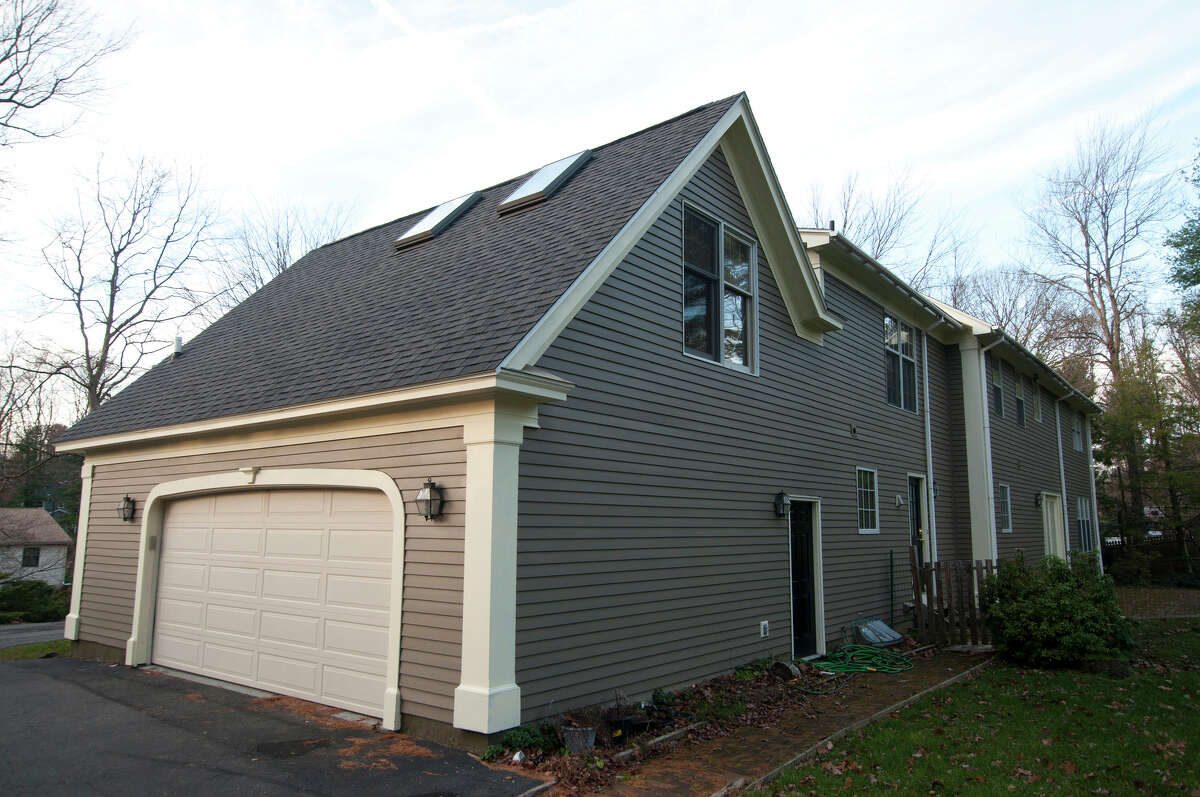 House of the Week Colonial in Niskayuna