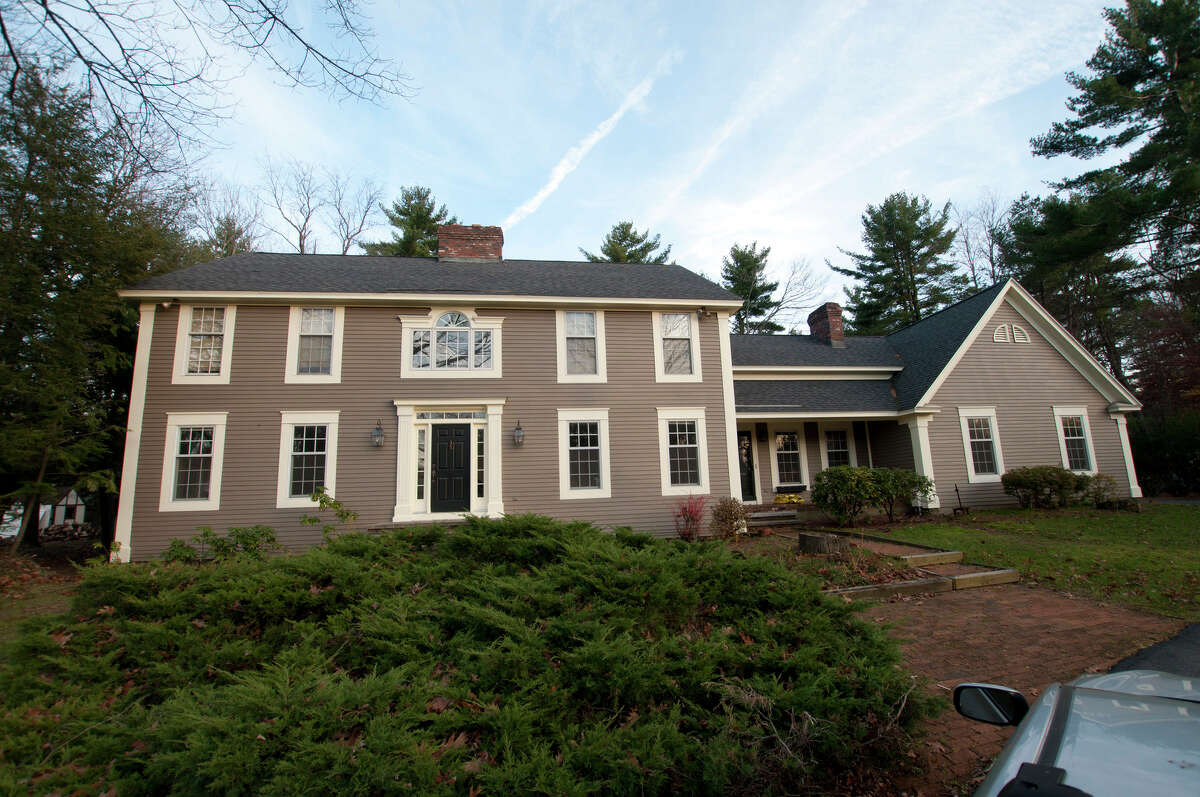 House of the Week Colonial in Niskayuna