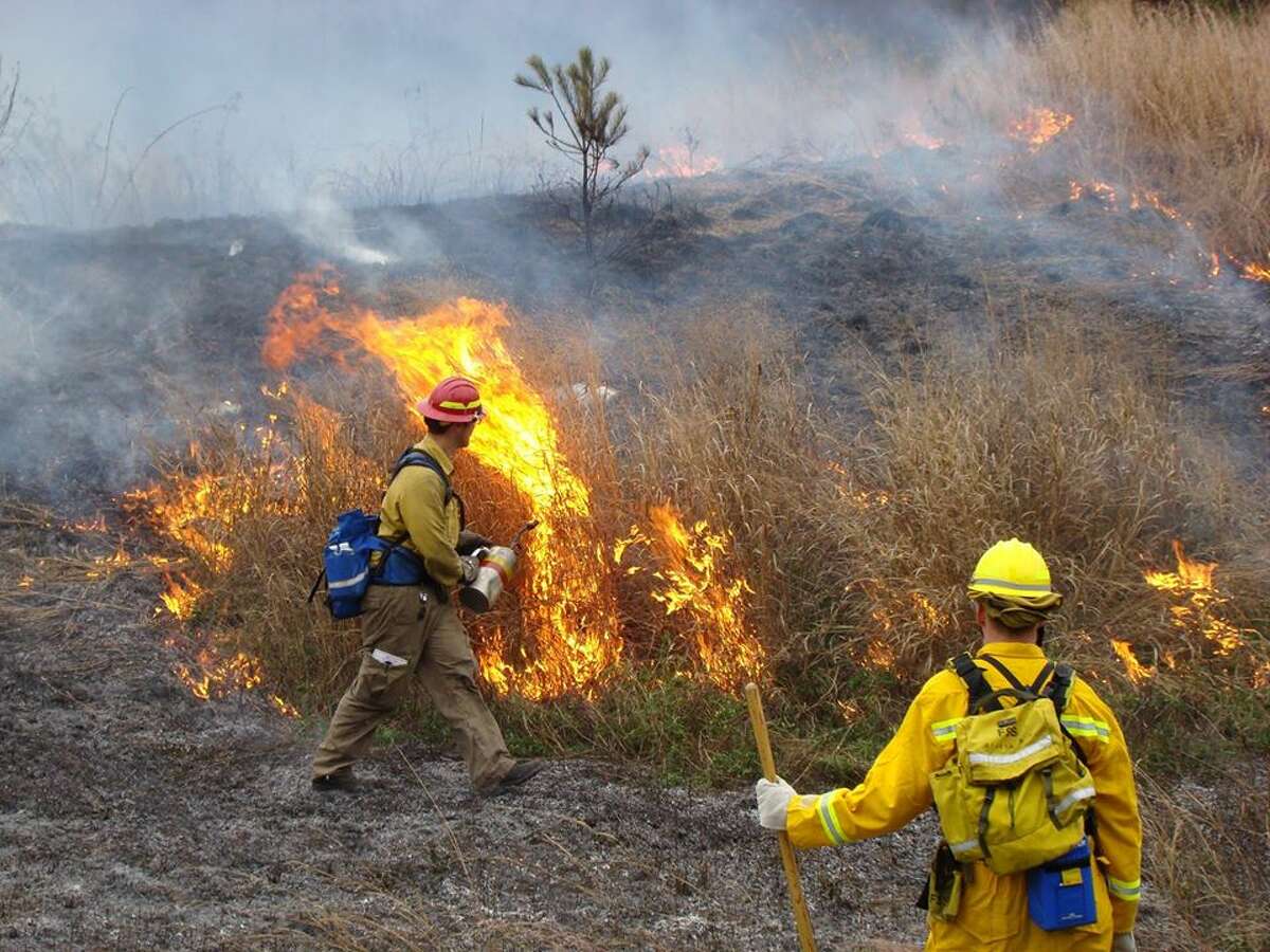 Pine Bush burn creates smoky sky