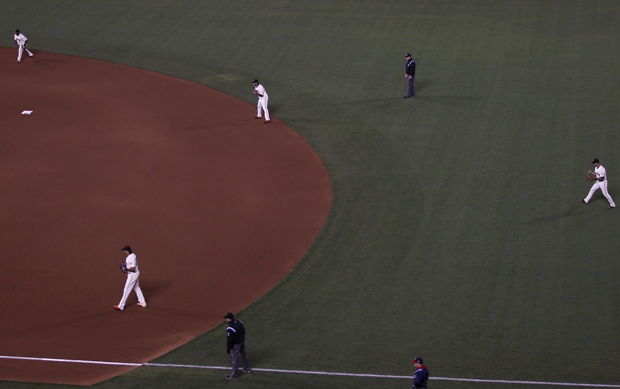 Defensive shifts bigger part of baseball