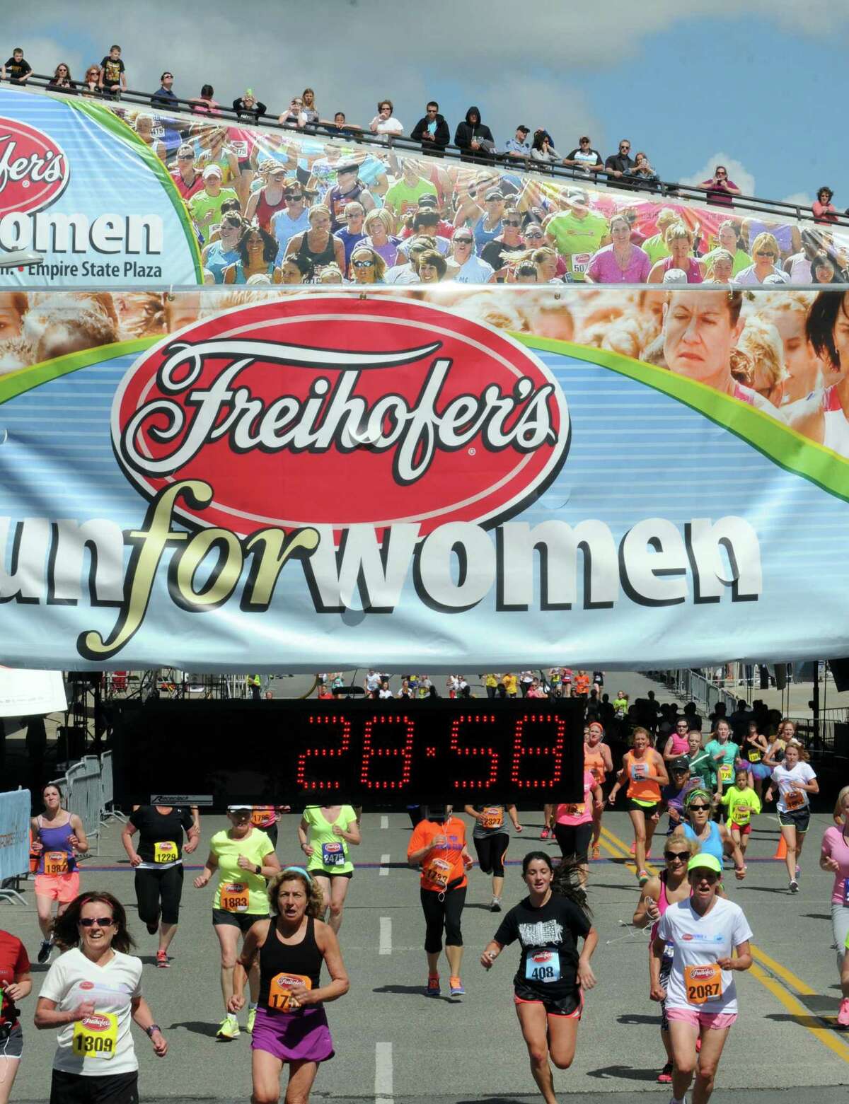 3,600 finish Freihofer's Run for Women