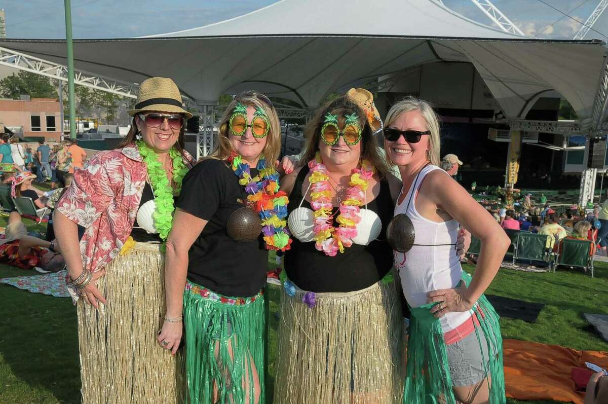 Jimmy Buffett launches Margaritaville TV