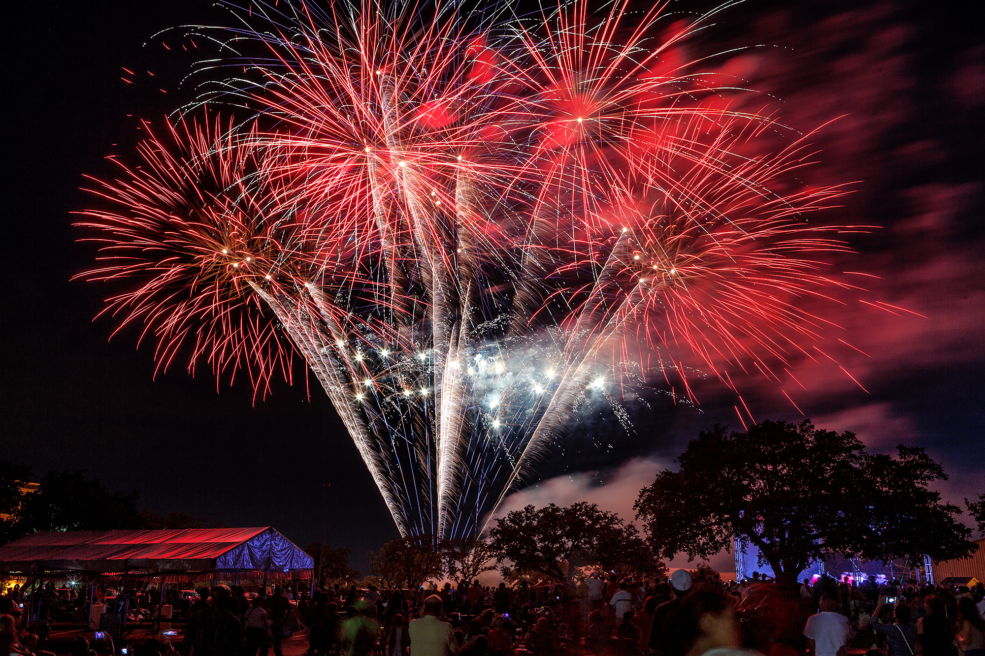 Best places to watch 4th of July fireworks in S.A.