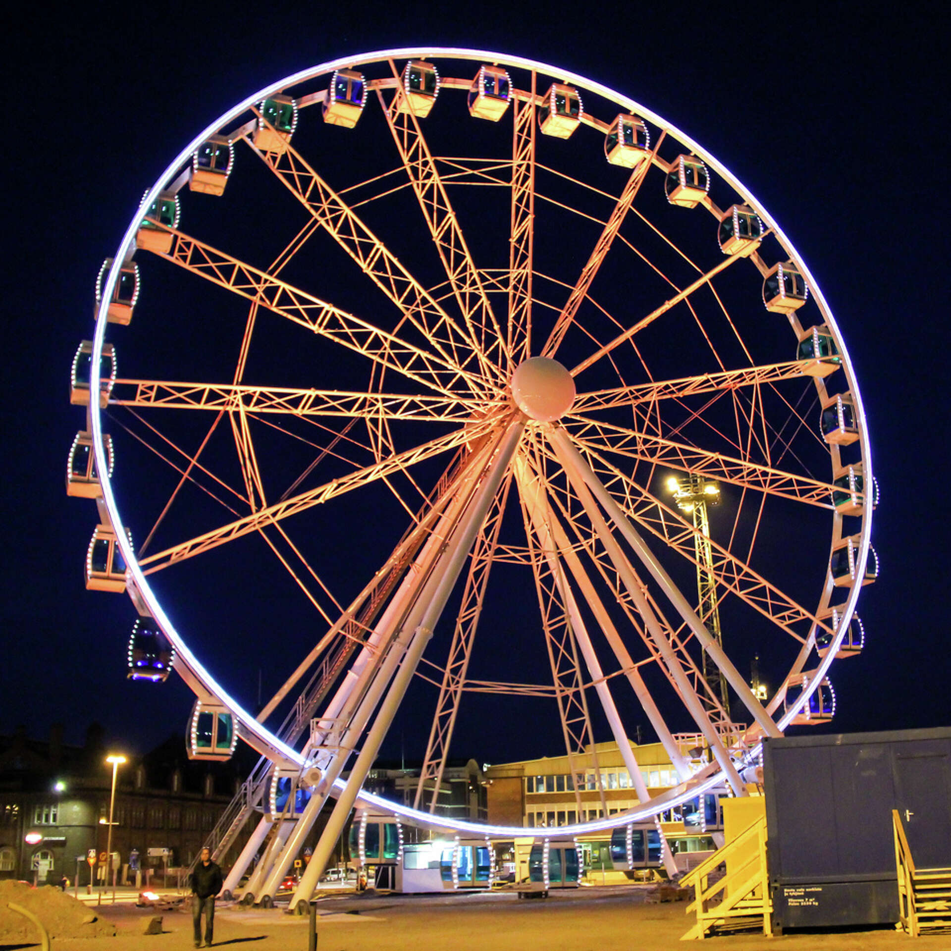 Helsinki's 'Finnair Skywheel' joins the world's great wheels