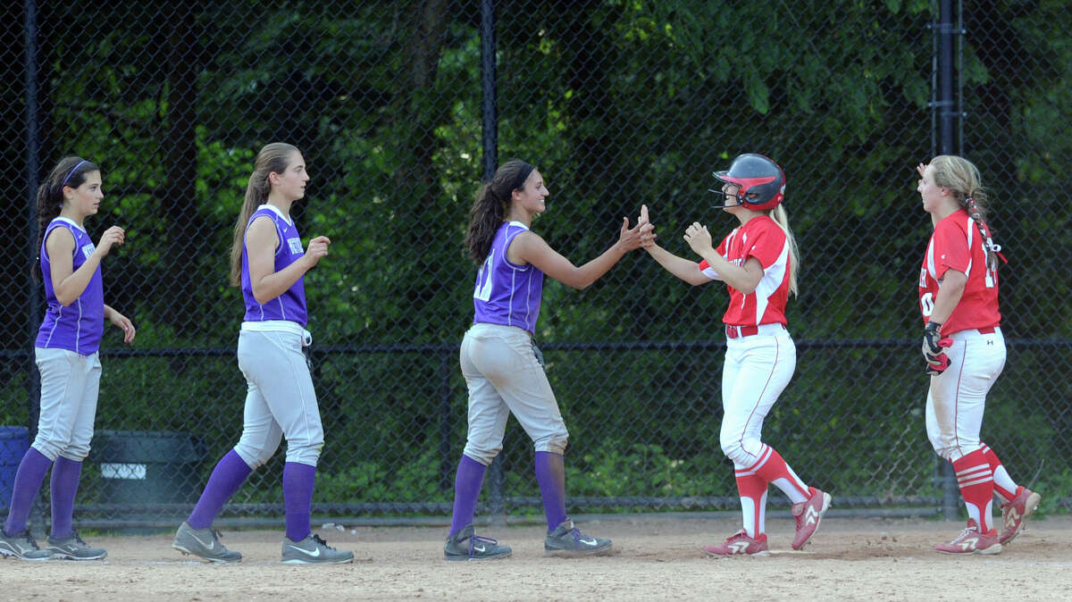 Greenwich softball beats Westhill on DeCarlo's walkoff homer in 8th inning