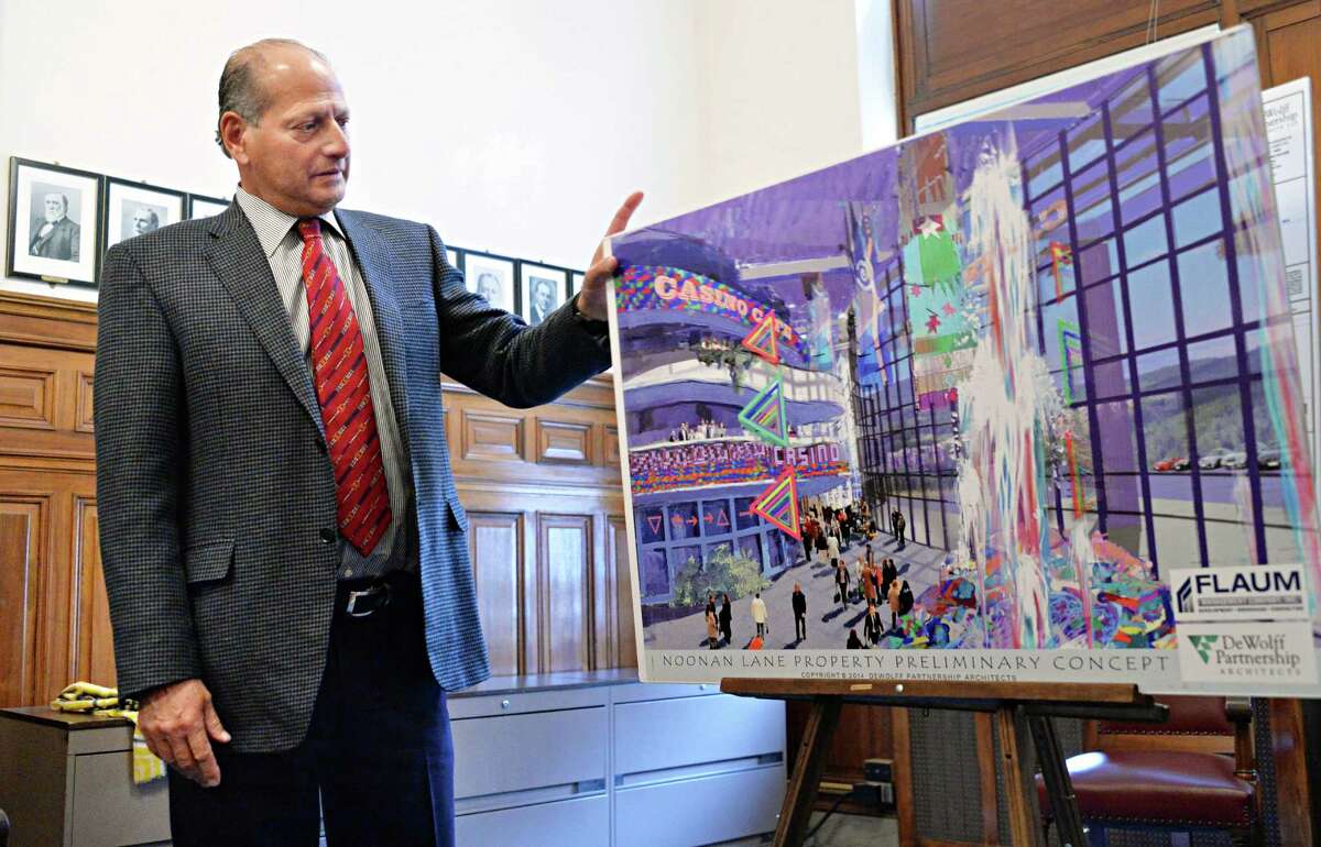 Casino developer David Flaum briefs members of the Albany Common Council on his Albany-based casino and resort at Exit 23 of the Thruway Friday, March 21, 2014, in Albany, N.Y. (John Carl D'Annibale / Times Union)