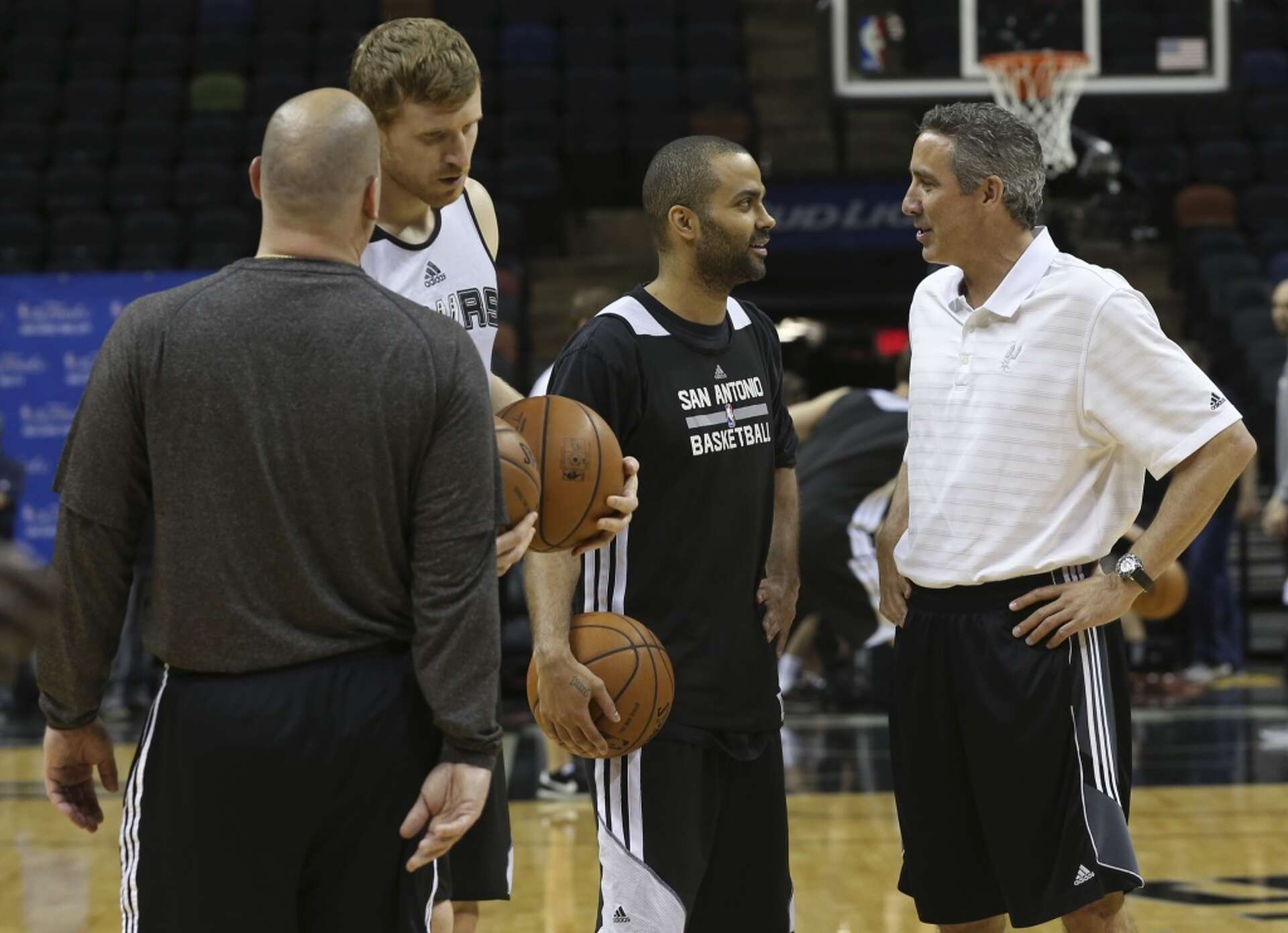 Spurs assistant Engelland explains how he strengthened Leonard's