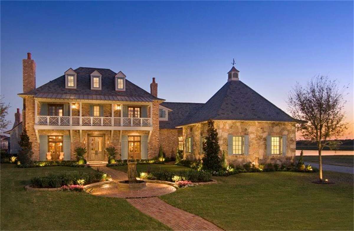 Sugar Land home has the perfect backyard