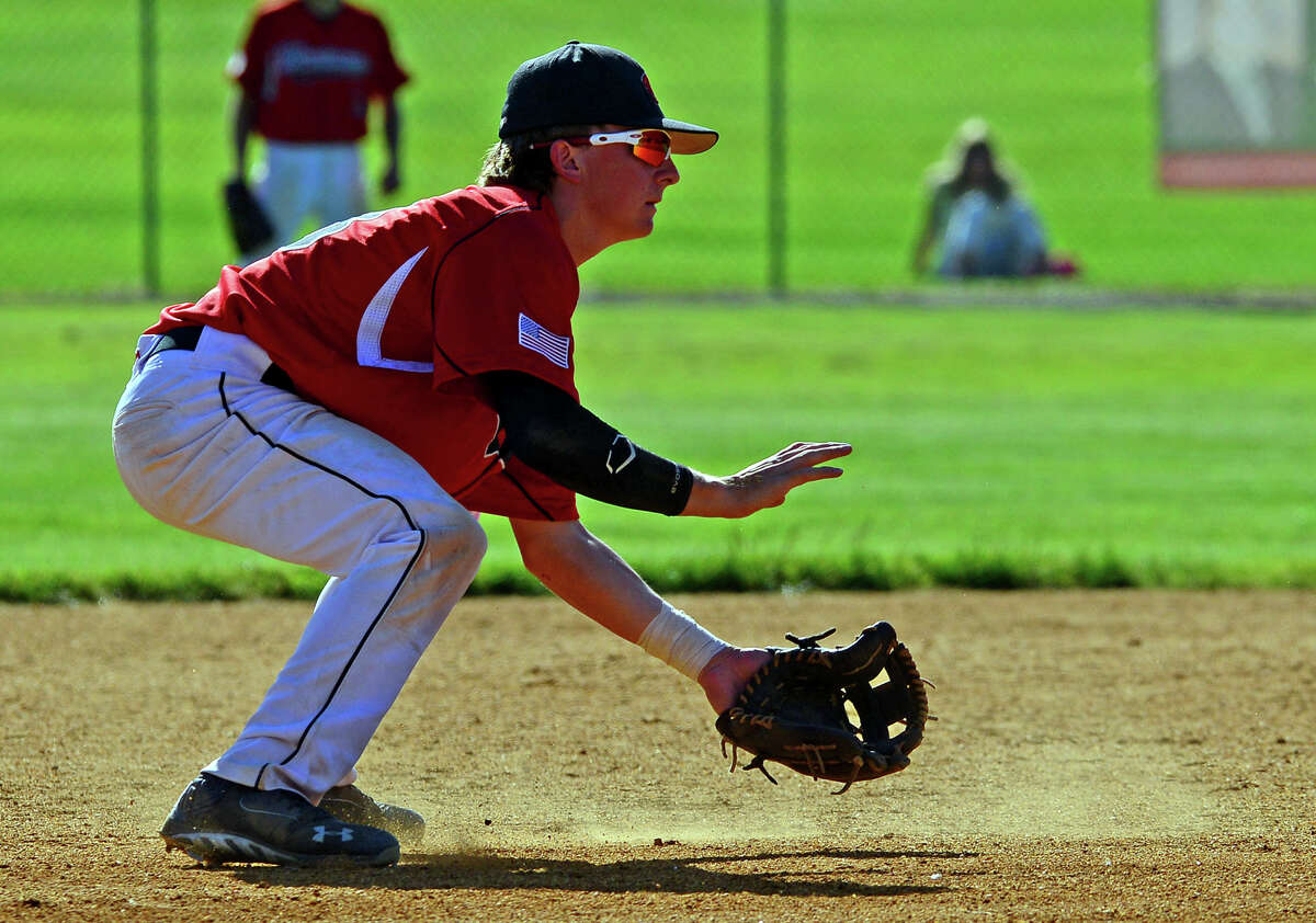 warde-s-maniscalco-tosses-four-hitter-at-trumbull-in-ll-quarterfinals